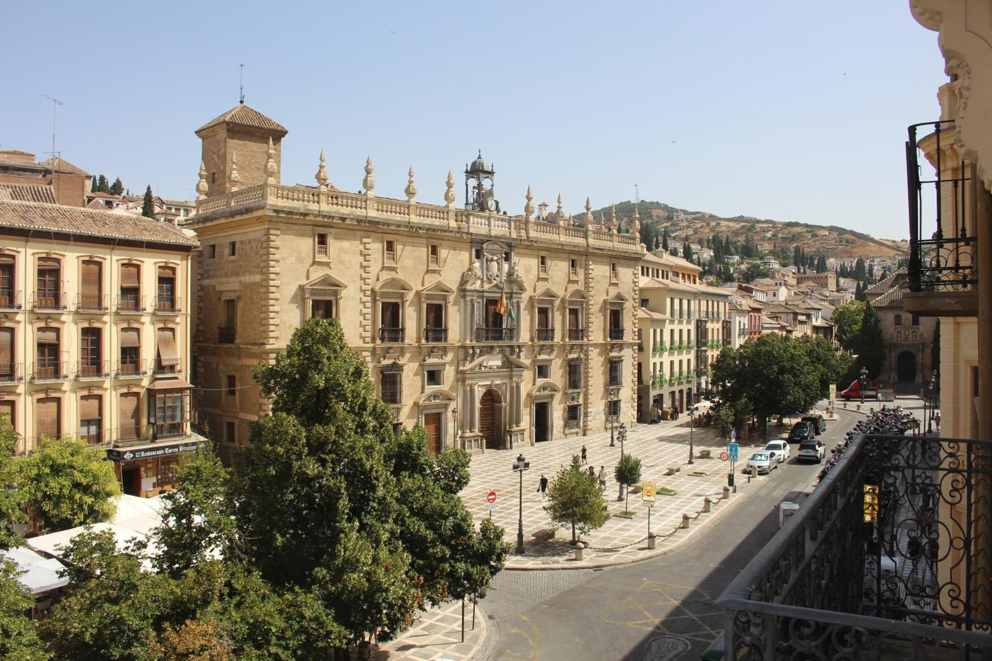 Taracea Suites Plaza Nueva Granada Exterior photo